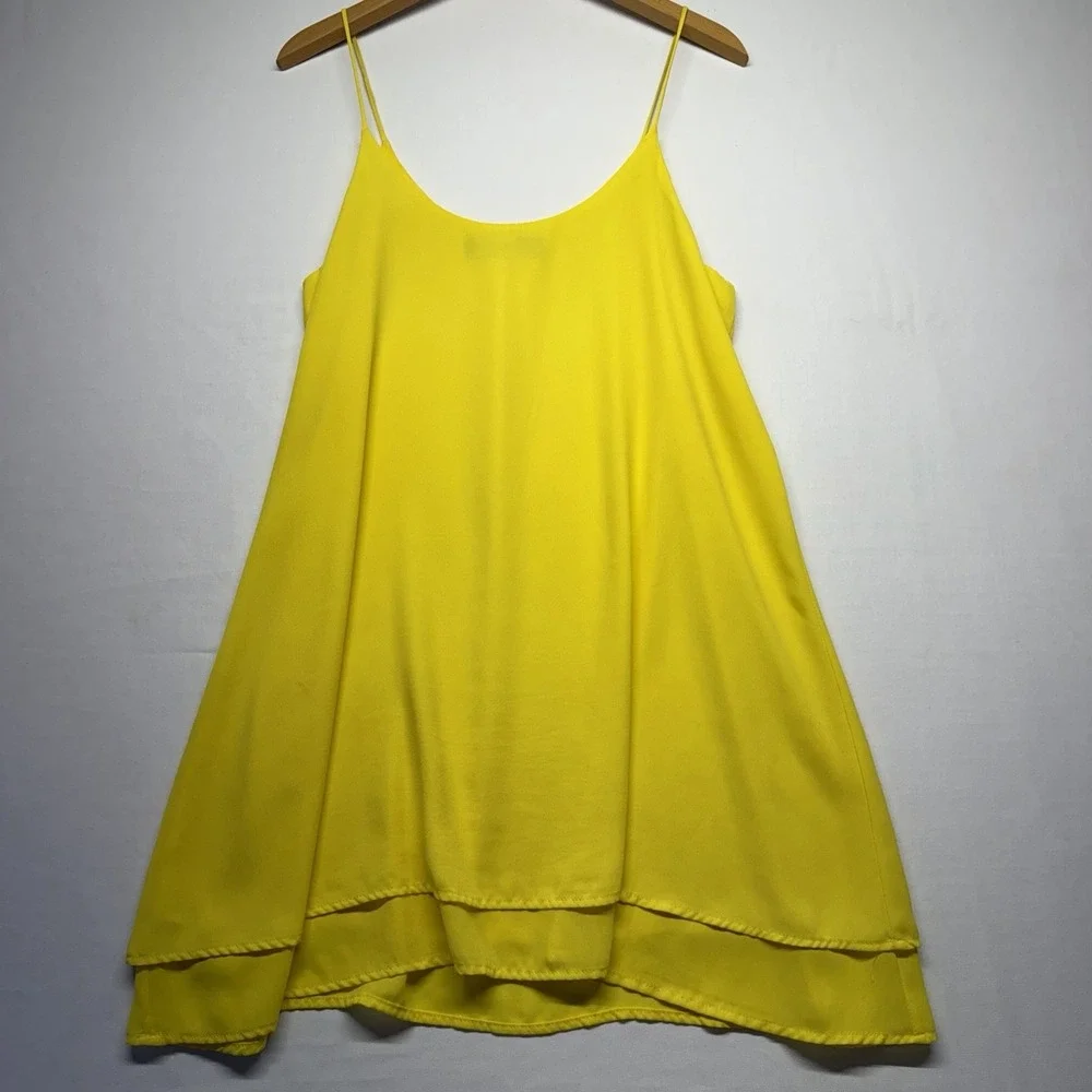 Lucy Love Gabby Yellow Swing Mini Dress Layered Flowy‎ Strappy USA M Vacation